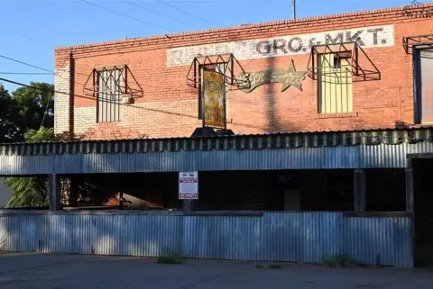 Former Neon Spur Entertainment Venue