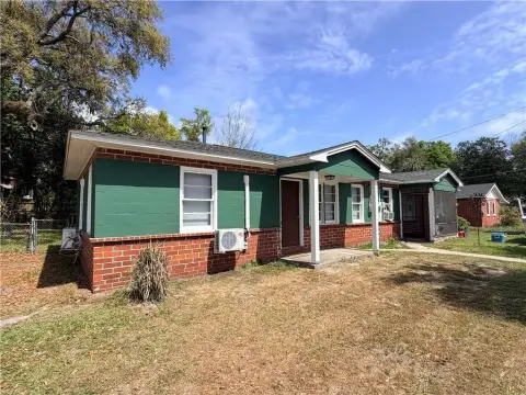 Income Producing Duplex in Brunswick