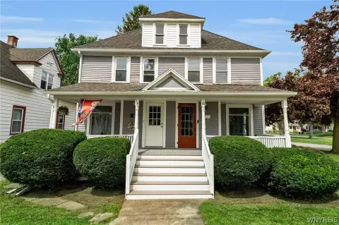 Spacious Batavia Duplex with Updates