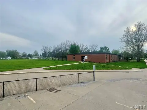 Single-Level School Building