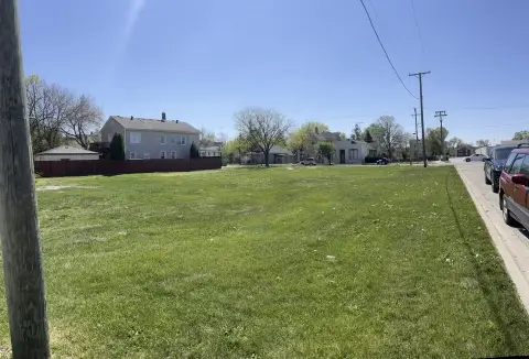 Land in Joliet, Illinois