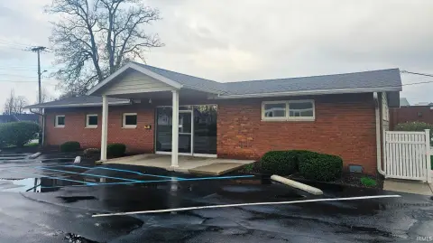 Prime Retail Space Near University