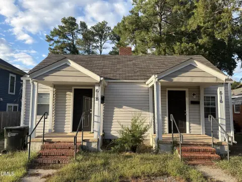 Duplex with Two Vacant Units