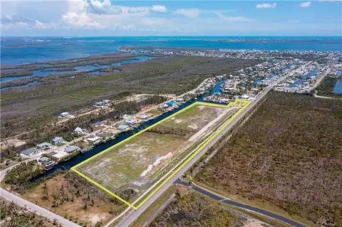 Gulf Access Waterfront Development Land