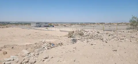 Commercial Land for Lease