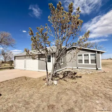 Cheyenne Ranch Home on Acreage