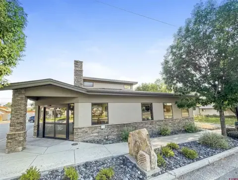 Hotchkiss Commercial Building with Adaptability