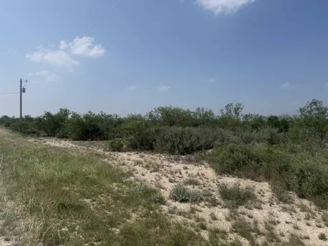 Residential Acreage in Sycamore Ranch