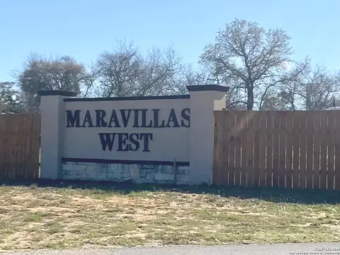 Residential Land in Poteet, Texas