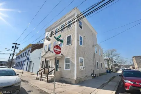 Newark Multifamily Investment Opportunity