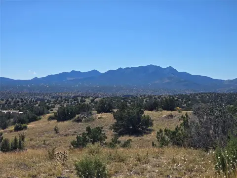 Spacious Residential Lot in Santa Fe