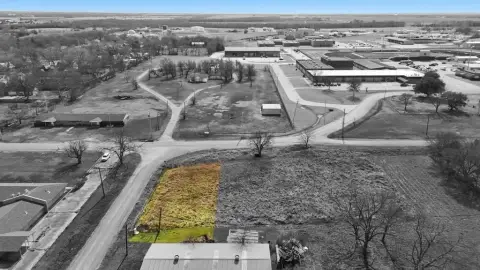 Residential Lot Near Elementary School