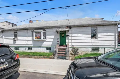 Flushing Multifamily Property With Parking