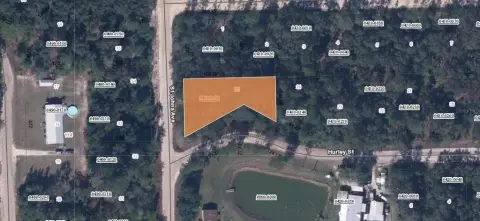 Land in Interlachen Lakes Estates