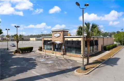 Adaptable Commercial Opportunity in Darien