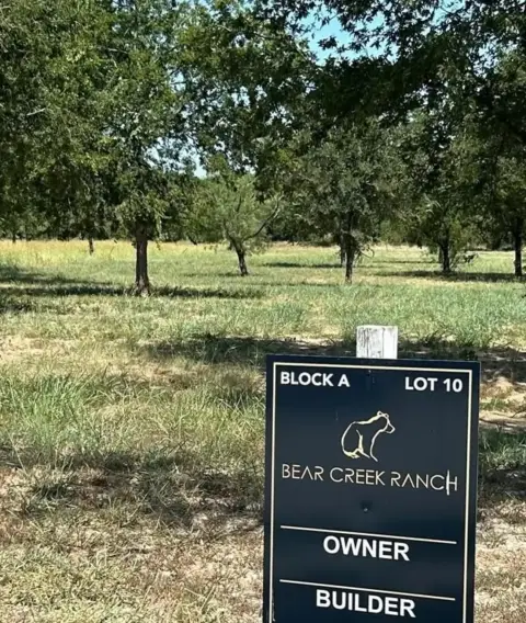 Aledo, TX Creek Lot