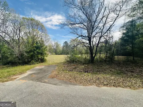 Residential Land in Warner Robins