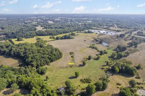 92.92 Acres on Highway 160