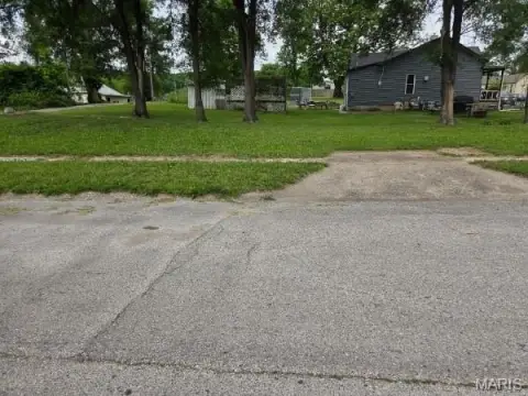 Residential Land in Hannibal, MO