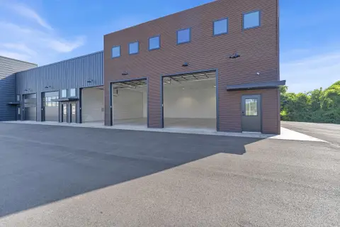 Versatile Flex/Office Space Available