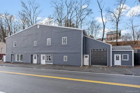 Mixed-Use Building in Walden, NY