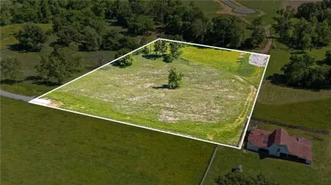 Fayetteville Land with Scenic Views