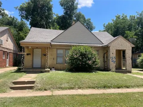 Wichita Falls Triplex with Potential