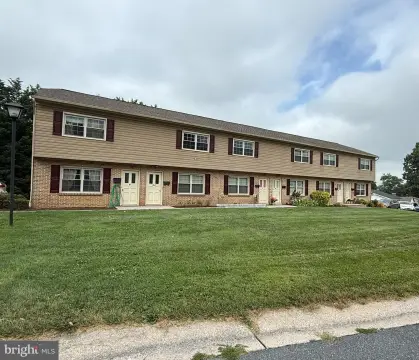 Ten-Unit Apartment Property