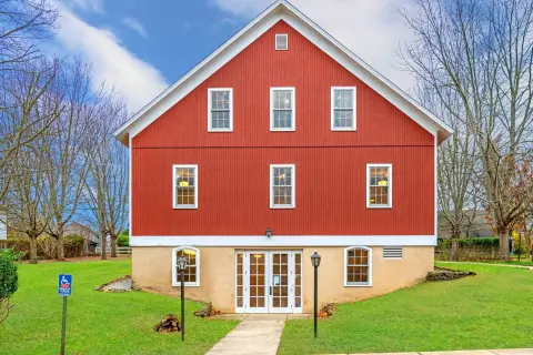 Amagansett Commercial Space For Rent