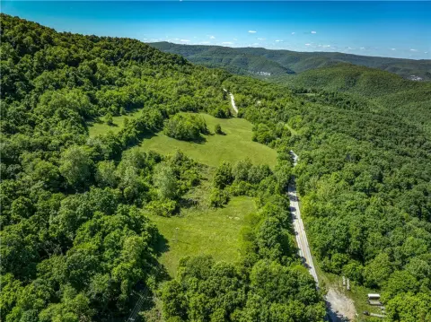 32.22 Acres in Ponca, AR
