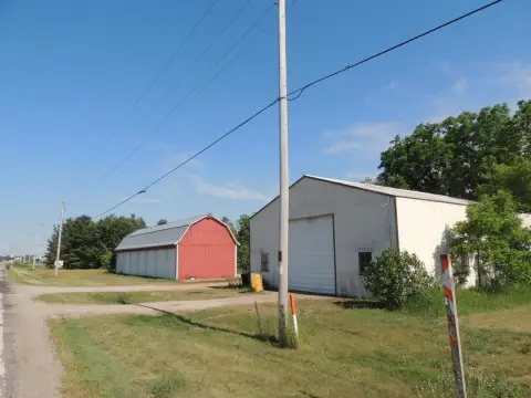 Self-Storage Facility with Shop