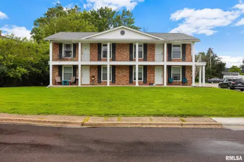 Fully Remodeled 4-Plex