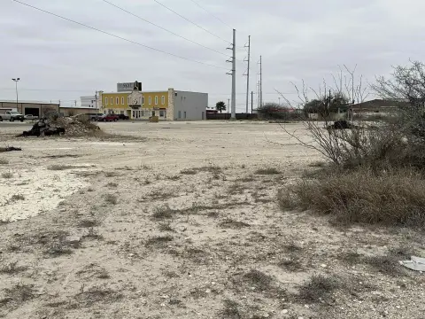 Prime Commercial Land Opportunity