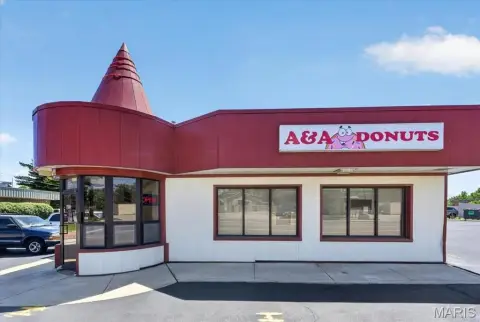 Drive-Through Restaurant Building