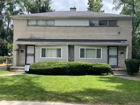 Detroit Duplex with Income Potential
