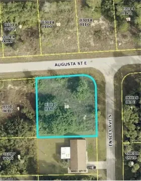 Oversized Lot in Lehigh Acres