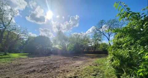 Residential Lot in Casa Linda