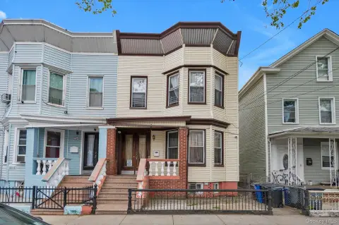 Brooklyn Multifamily Dwelling Near All