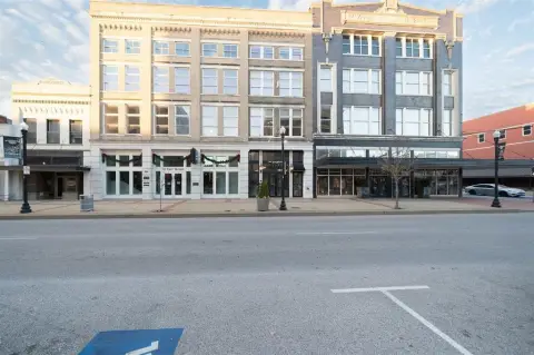 Mixed-Use Building with Terrace Bar