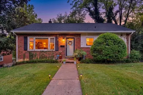 Duplex with Fenced Backyard