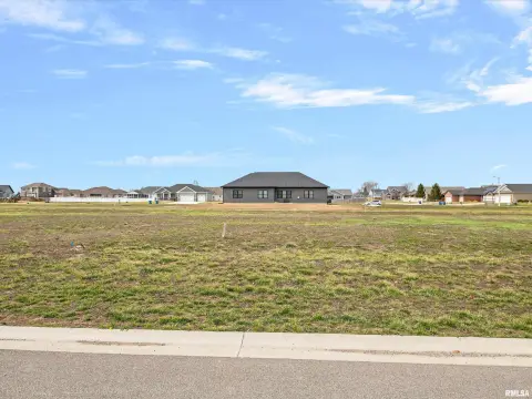 Residential Lot in Chatham, IL