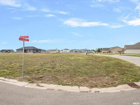 Residential Lot in Chatham, IL