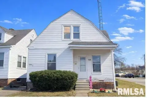 Springfield Duplex: Investment Opportunity