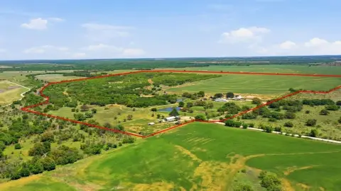 Newcastle Income-Producing Ranch with Residences