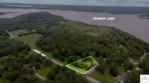 Mostly Wooded Vacant Land Lot