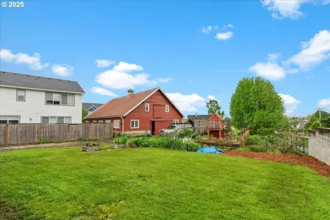 Ready-to-Build Lot in Bethany