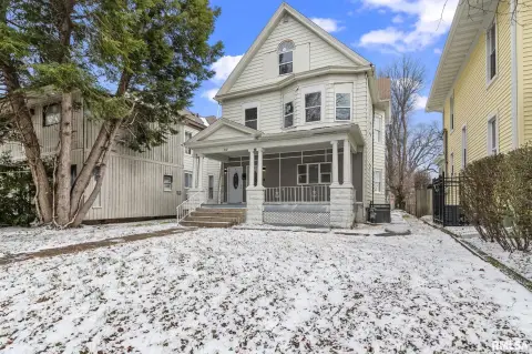 Updated Duplex in Downtown Springfield