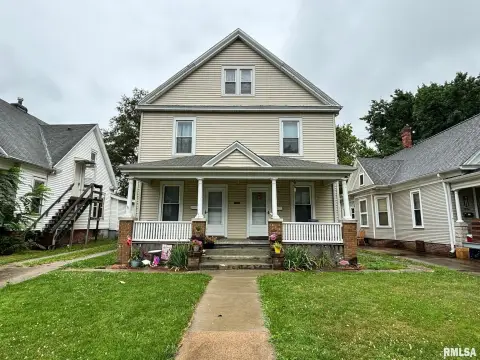 Springfield Duplex Near Medical Center