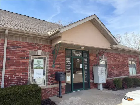 Office Unit Near I-49