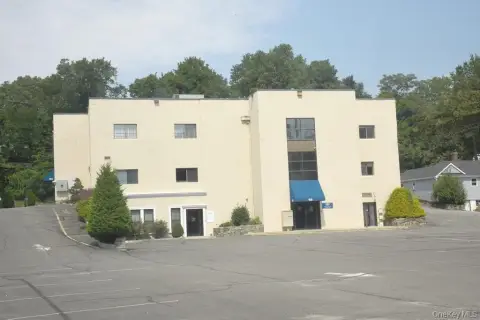 3-Story Office Building with Elevator